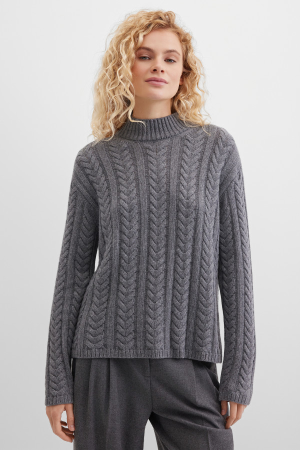 Джемпер прямого кроя