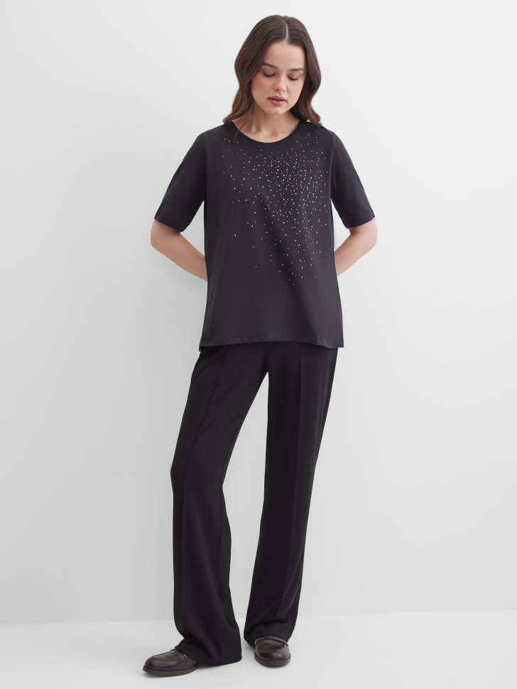 Футболка с декором