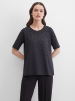 Футболка с декором