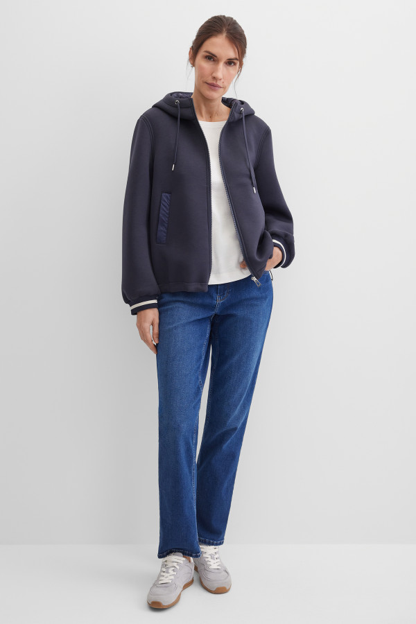 Толстовка с капюшоном из ткани скуба