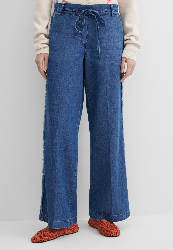 Джинсы широкие трубы wide leg с бахромой