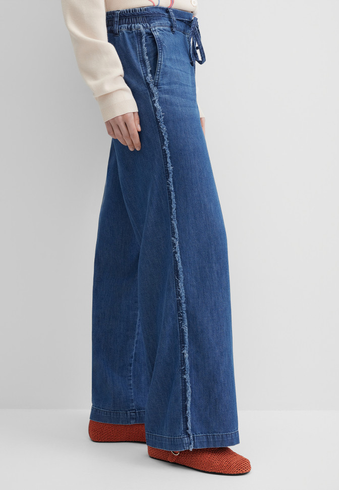 Джинсы широкие трубы wide leg с бахромой