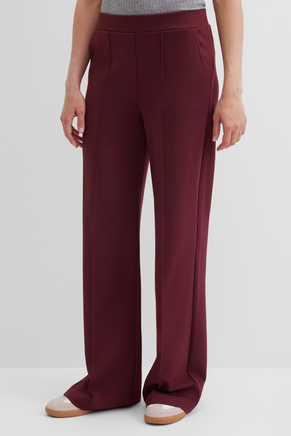 Брюки трикотажные с прошитыми стрелками