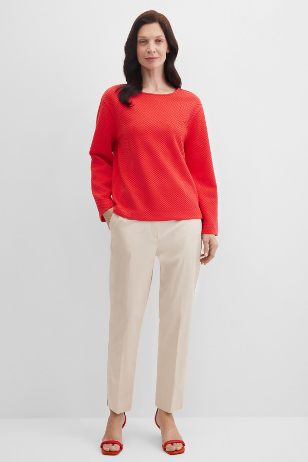 Свитшот из фактурного трикотажа