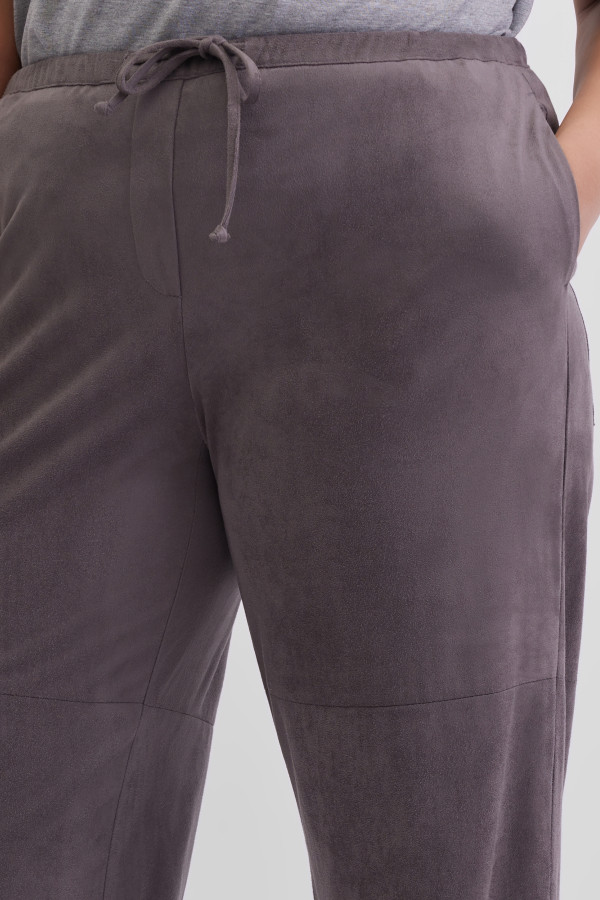 Брюки укороченные из экозамши