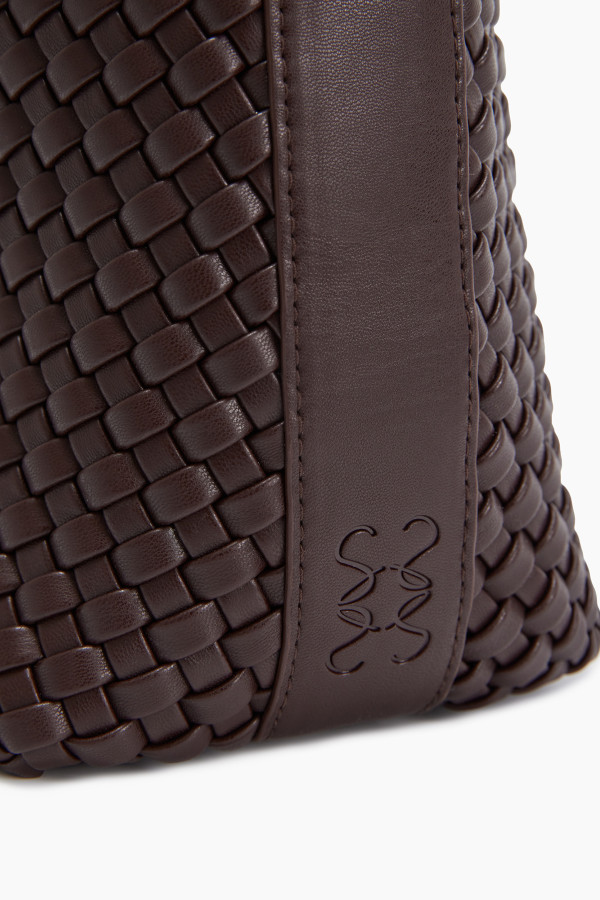 Сумка с плетением