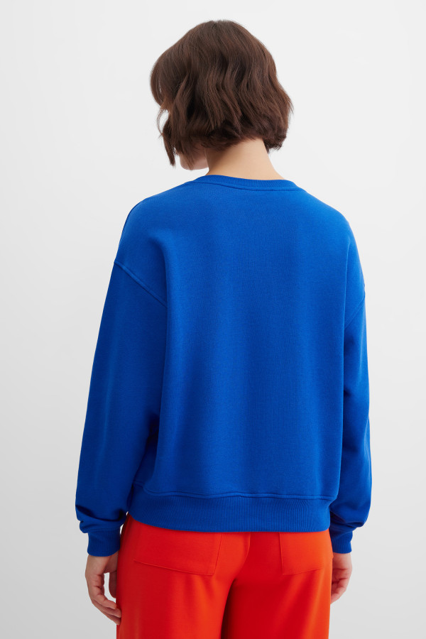 Свитшот свободный