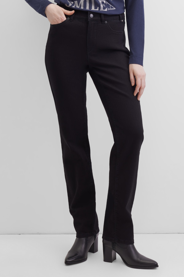 Джинсы прямого кроя