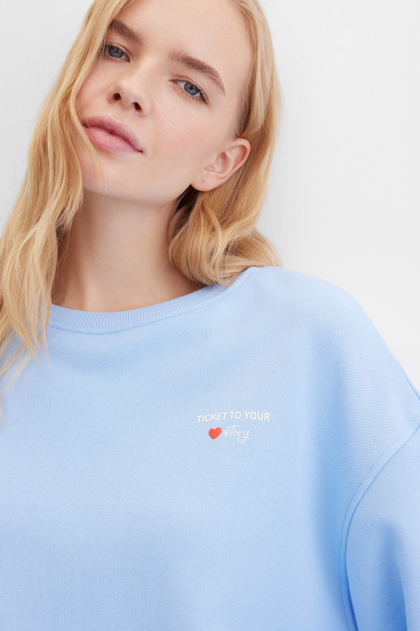 Свитшот свободный