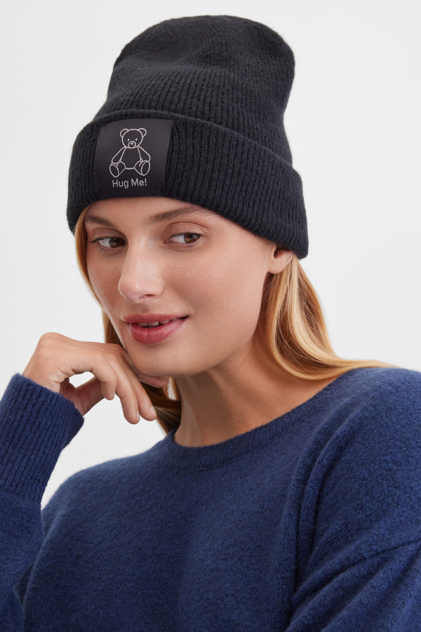 Шапка с шерстью альпаки