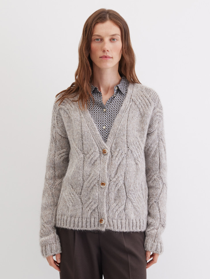 Кардиган с фактурной вязкой