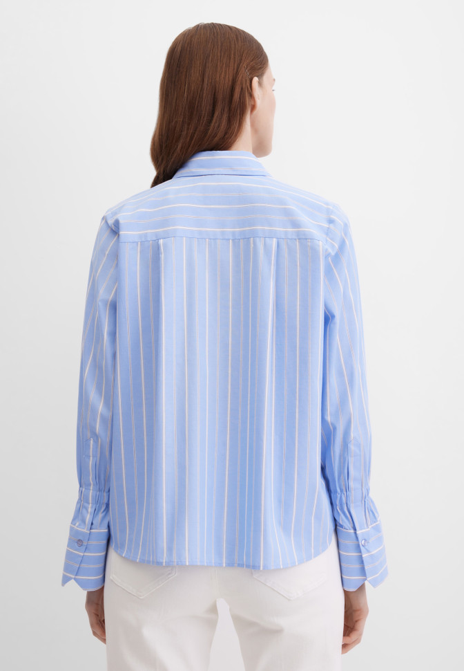 Блузка с длинным рукавом