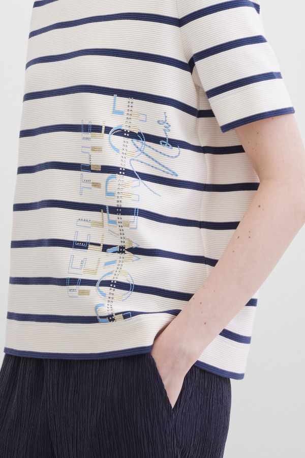 Футболка в полоску