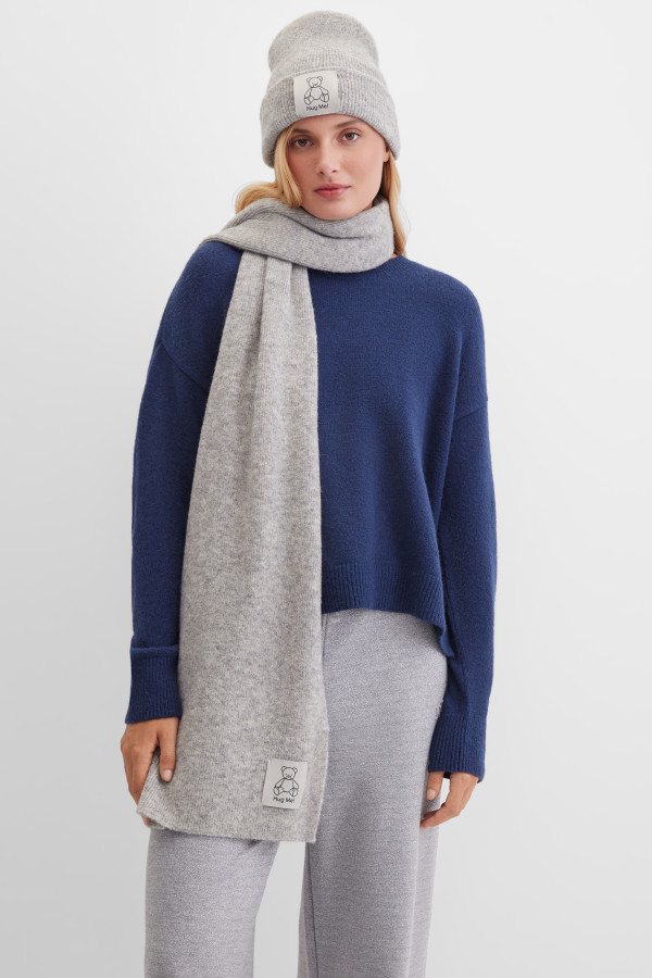 Шапка с шерстью альпаки