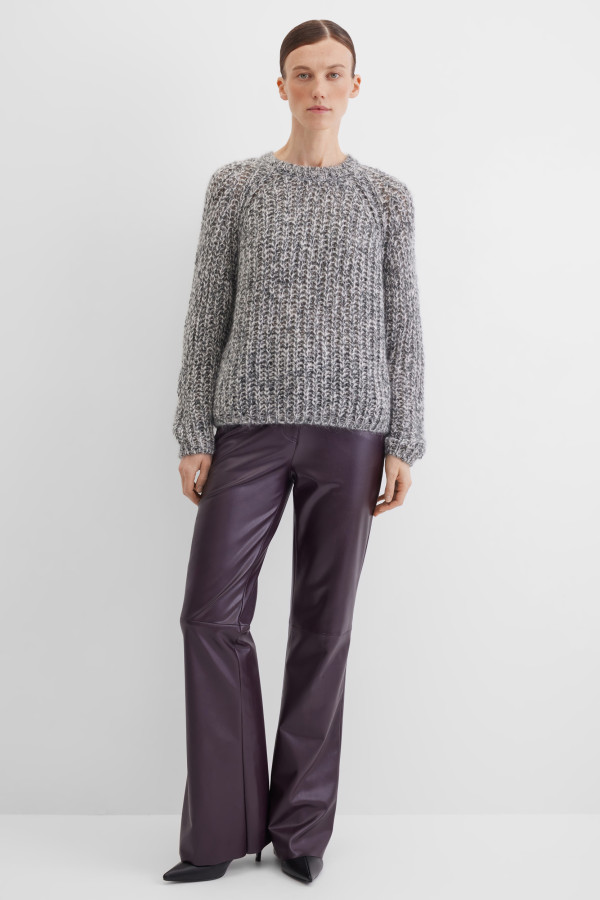 Джемпер крупной вязки