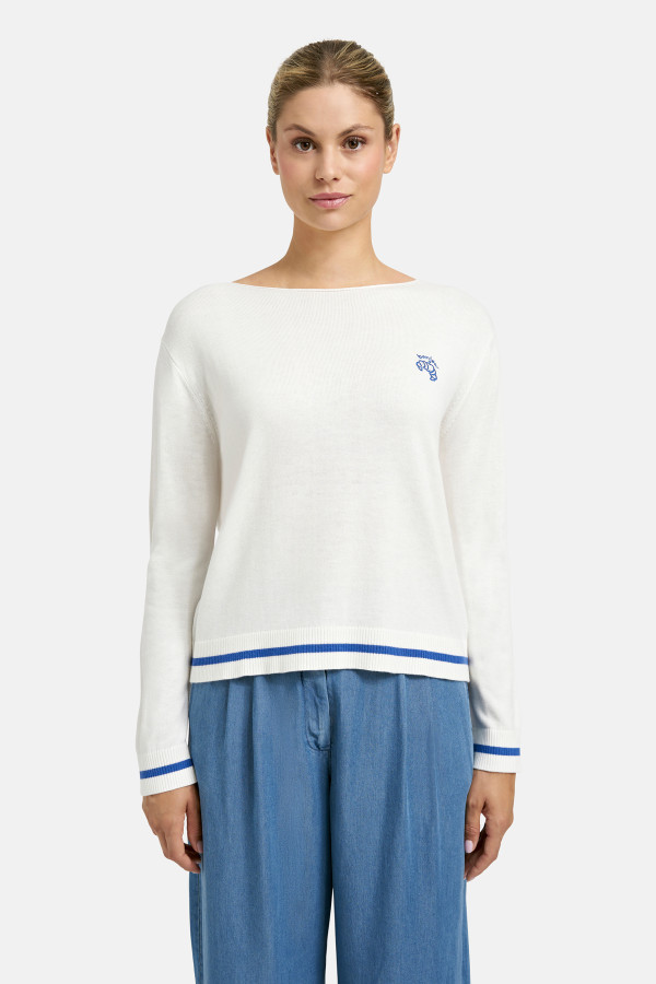 Джемпер с вырезом лодочкой