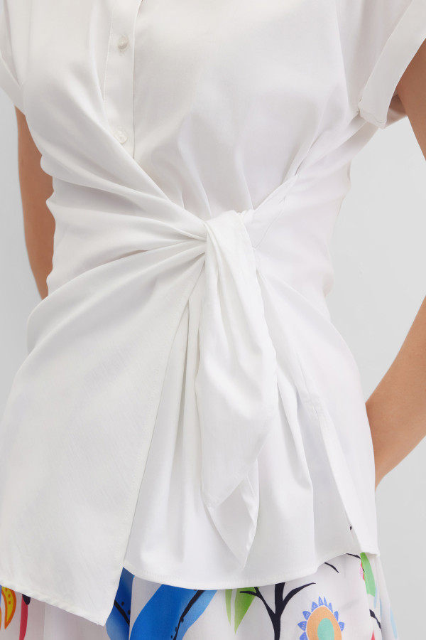 Блузка на завязках