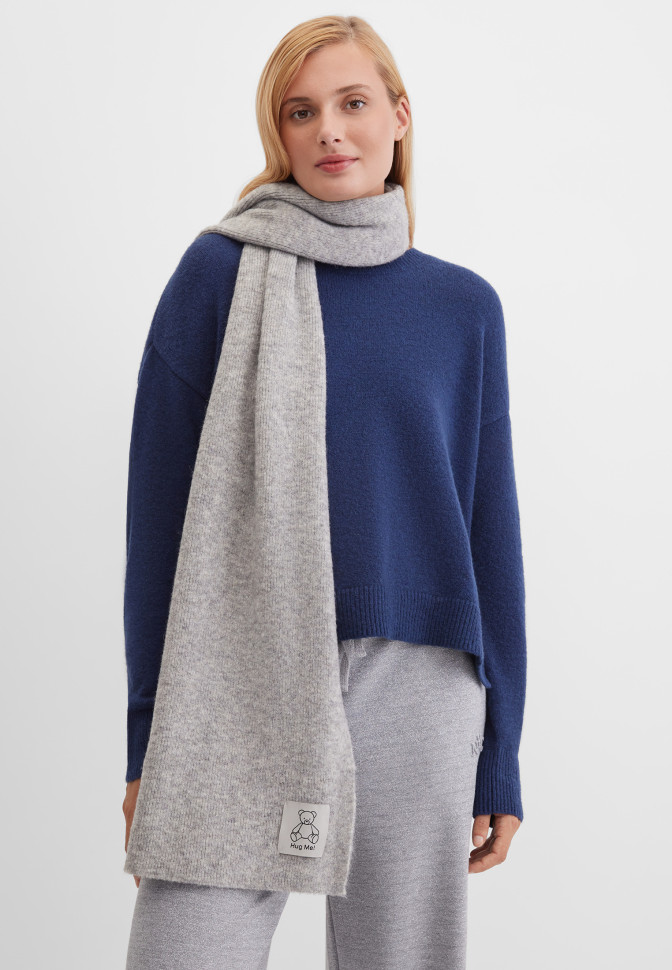 Шарф с рисунком