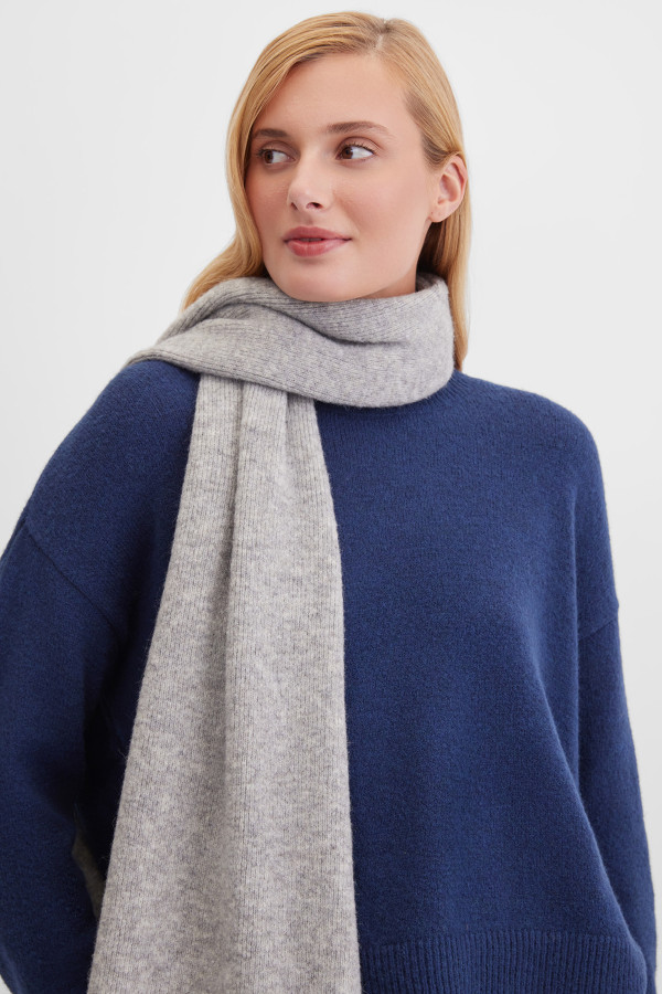 Шарф с рисунком