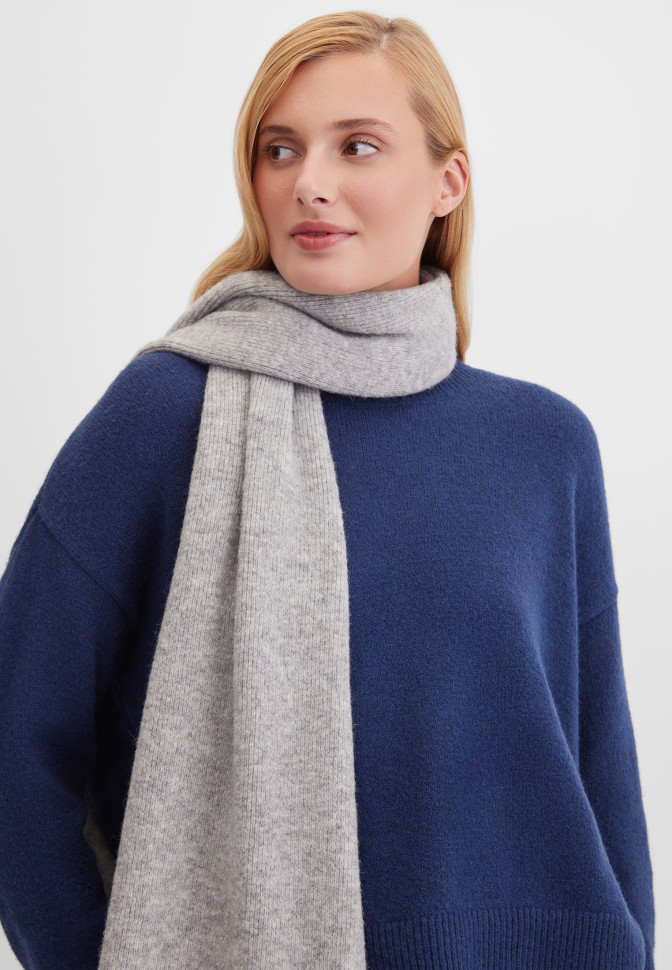 Шарф с рисунком