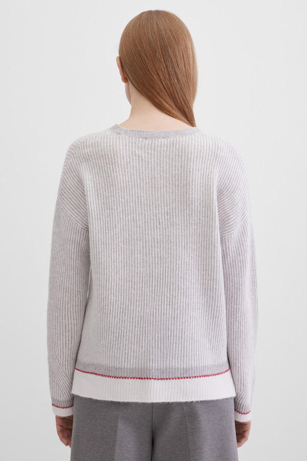 Джемпер прямого кроя