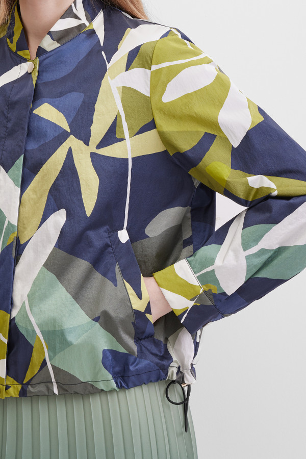 Бомбер укороченный