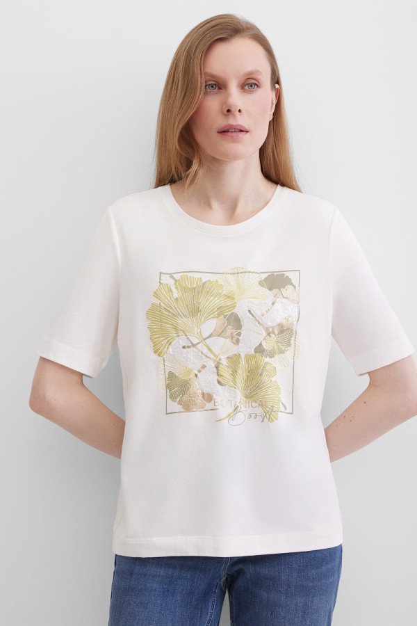 Футболка с цветочным принтом
