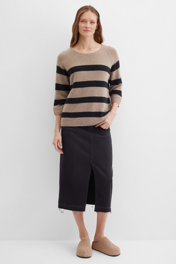 Джемпер в полоску