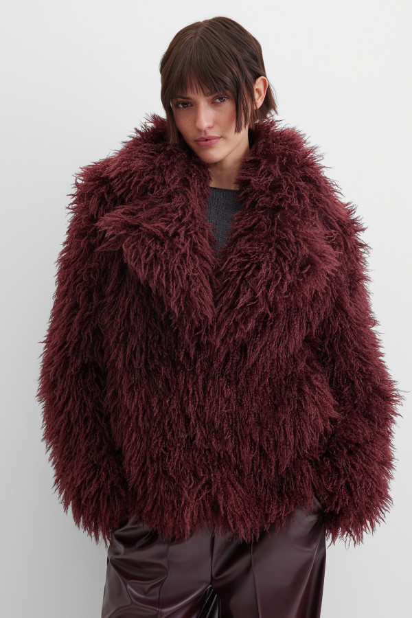 Шуба из искусственного меха