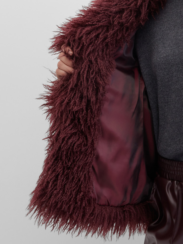 Шуба из искусственного меха