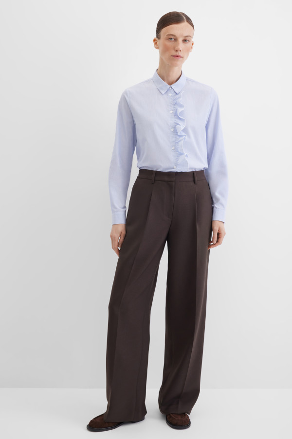 Блузка с рюшами