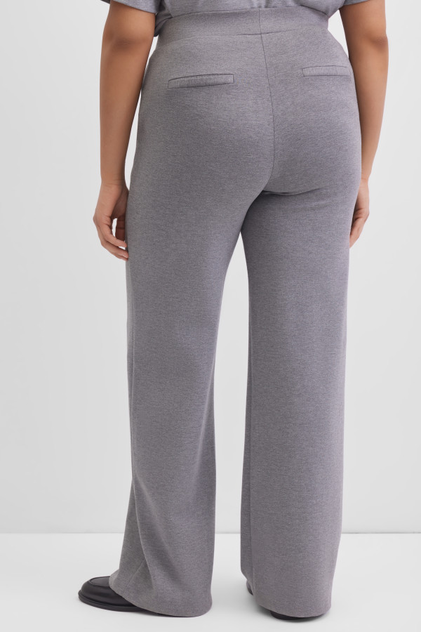 Брюки с карманами