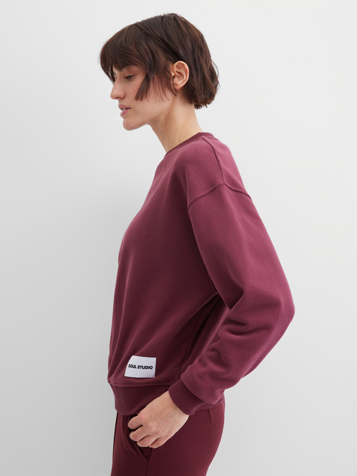 Свитшот прямого кроя