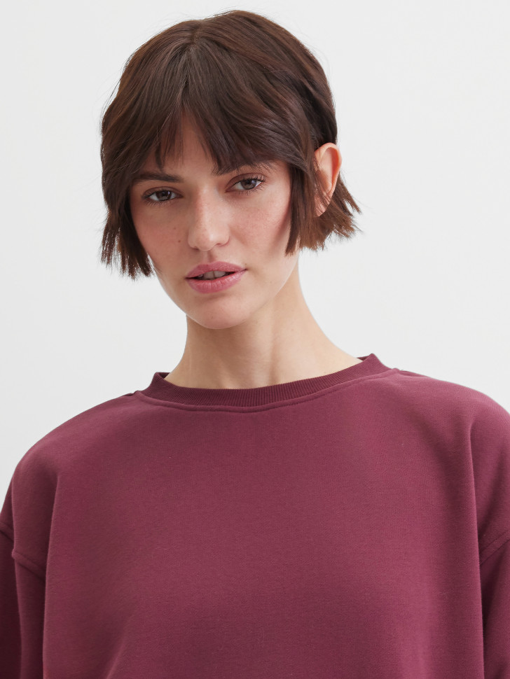 Свитшот прямого кроя