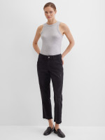 Джинсы зауженные