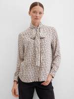 Блуза свободного кроя