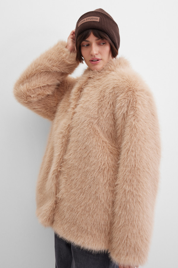 Шапка вязаная