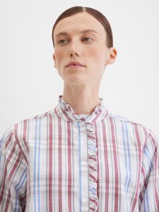 Блузка с длинным рукавом