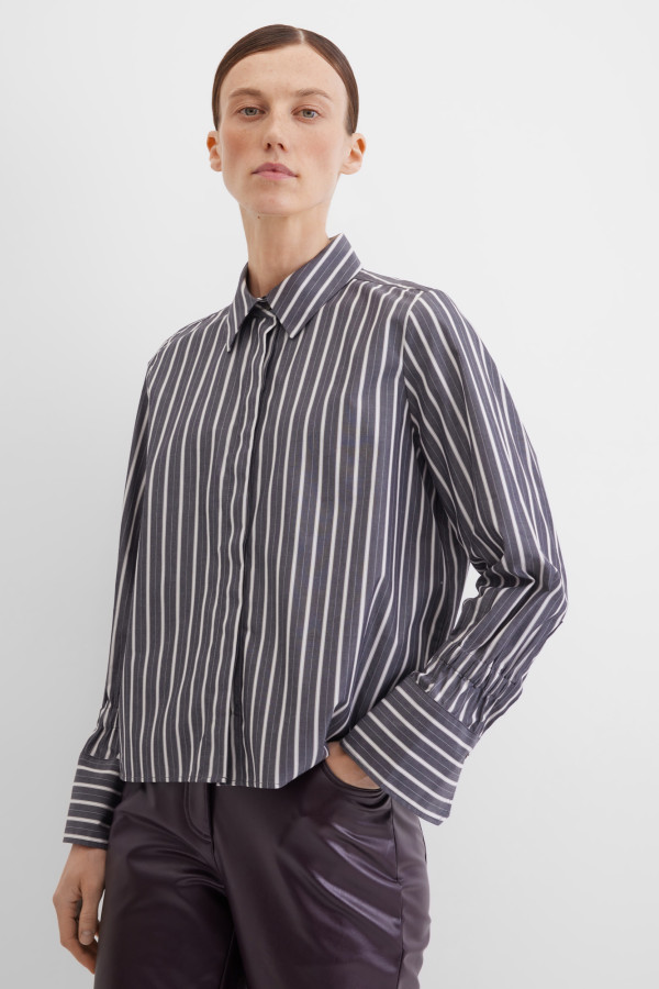 Блузка с длинным рукавом