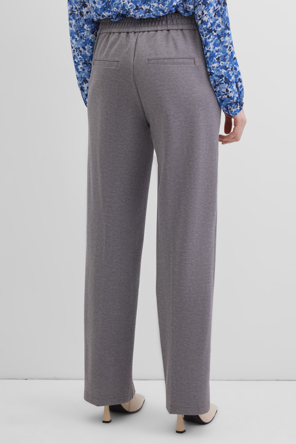 Брюки свободного кроя из трикотажа