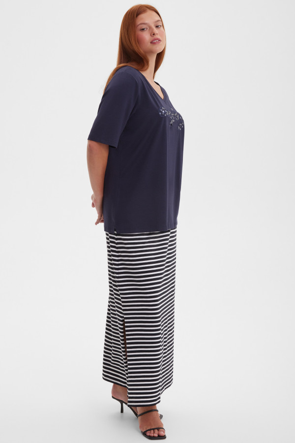 Футболка с пайетками