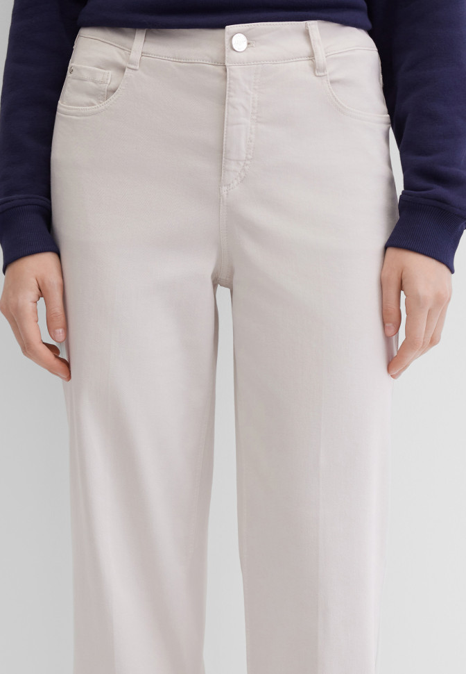 Джинсы с кокеткой