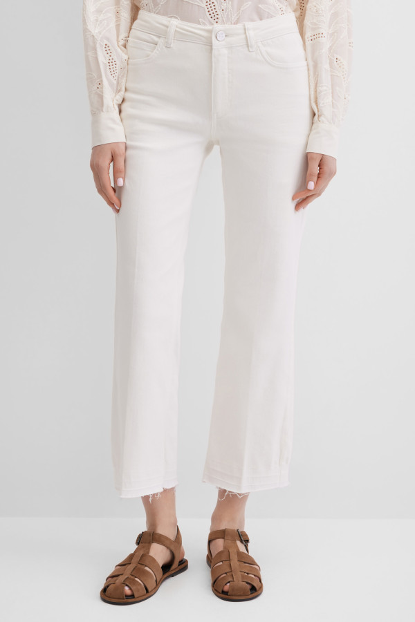 Джинсы клеш укороченные