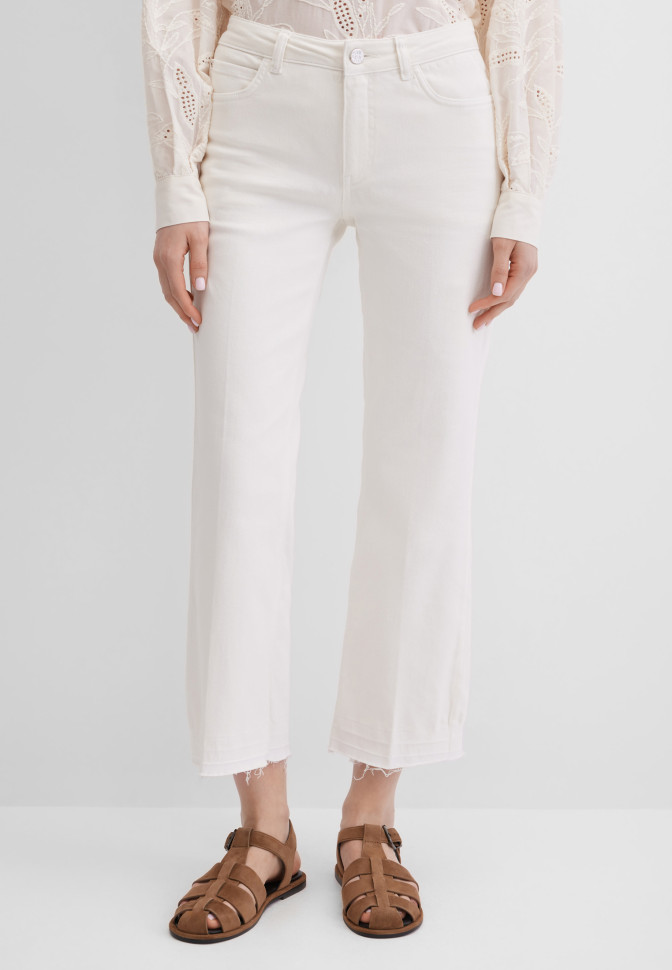 Джинсы клеш укороченные