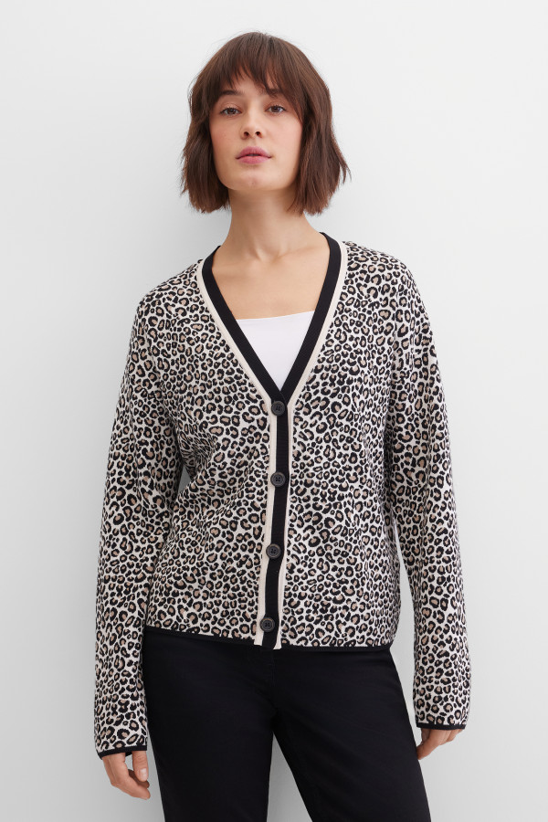 Кардиган трикотажный с анималистичным узором