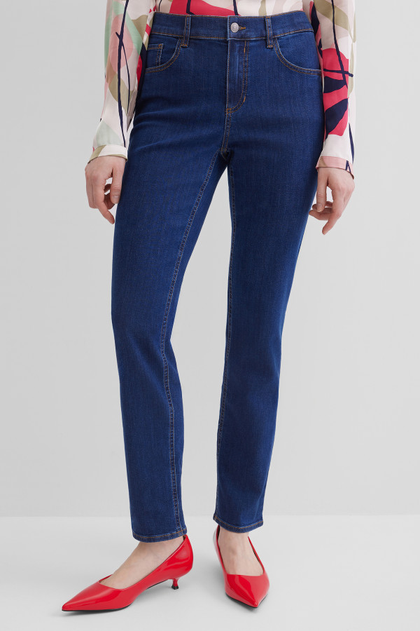 Джинсы прямого кроя