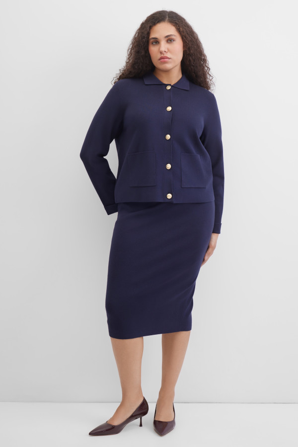 Жакет трикотажный прямого силуэта укороченный