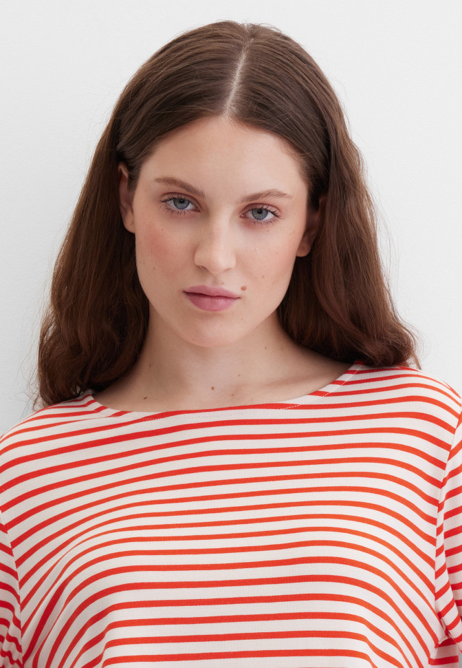 Лонгслив базовый