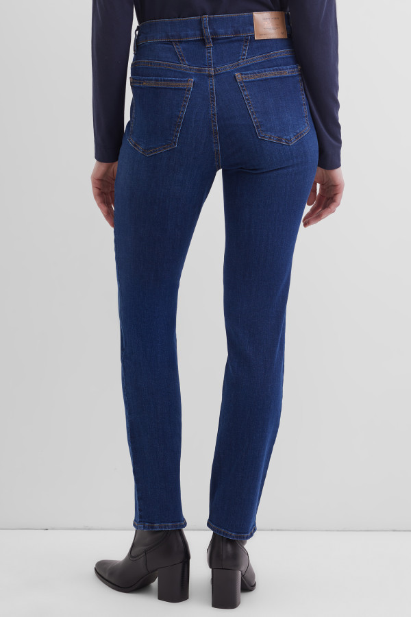 Джинсы прямого кроя