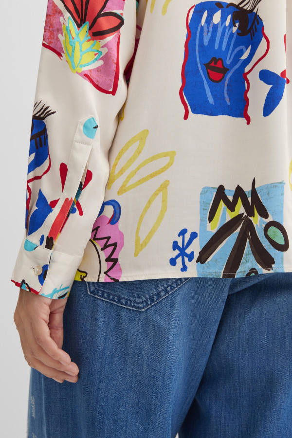 Блузка с длинным рукавом